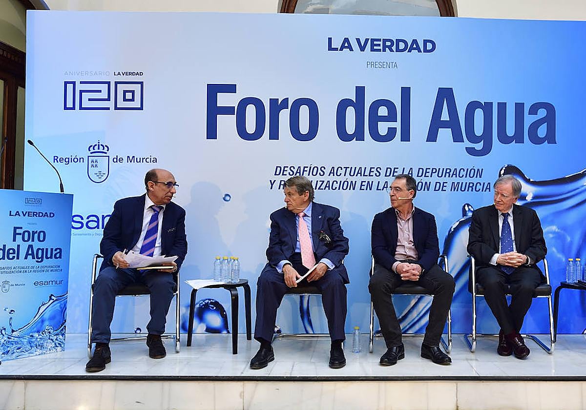 El foro &#039;Desafíos actuales de la depuración y reutilización&#039;, en imágenes