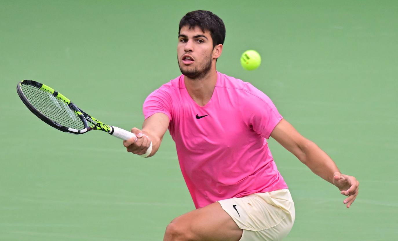 El triunfo de Carlos Alcaraz ante Medvedev en Indian Wells, en imágenes