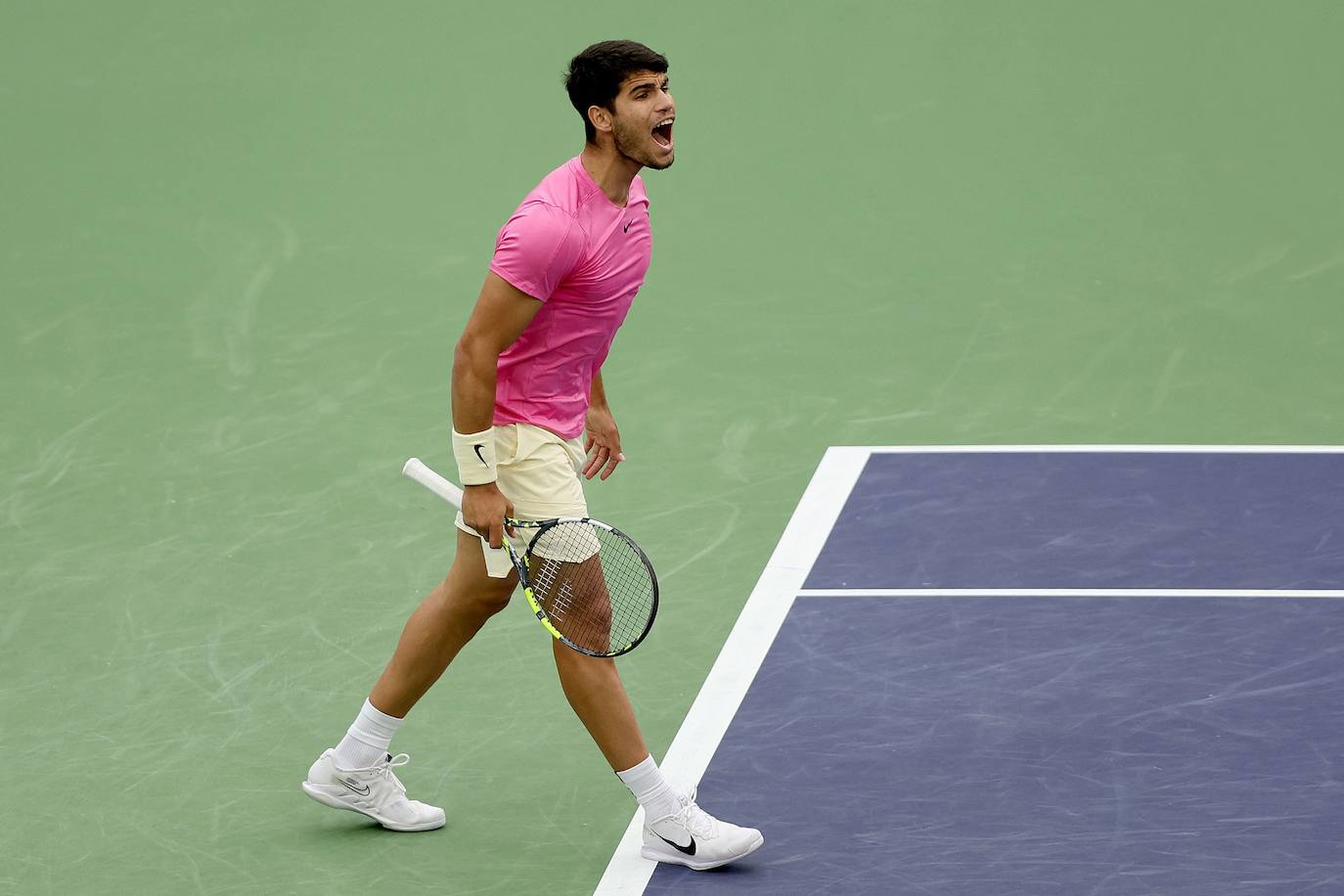 El triunfo de Carlos Alcaraz ante Medvedev en Indian Wells, en imágenes