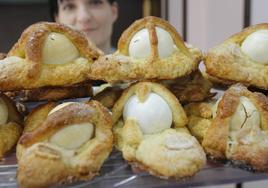 Bandeja con dulces típicos, en una imagen de archivo.