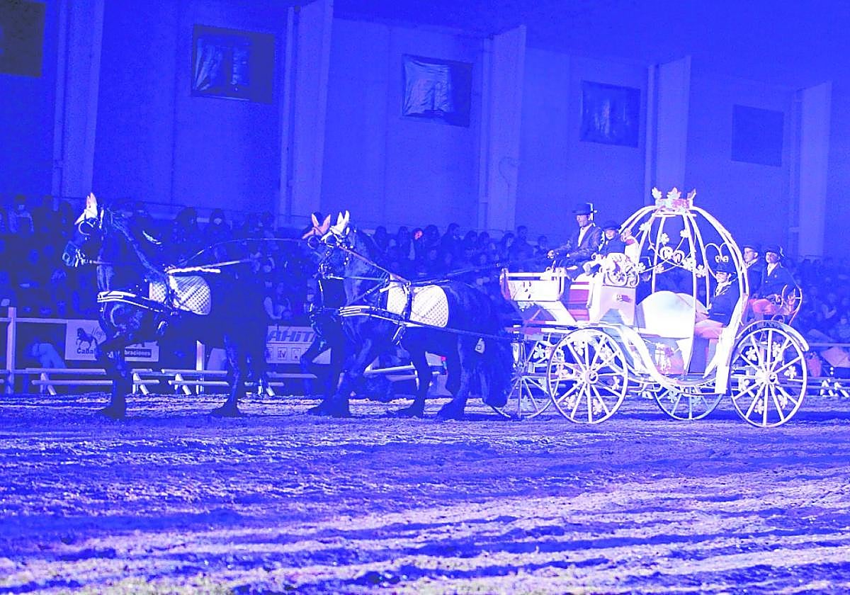 Exhibición ecuestre en Ifepa.