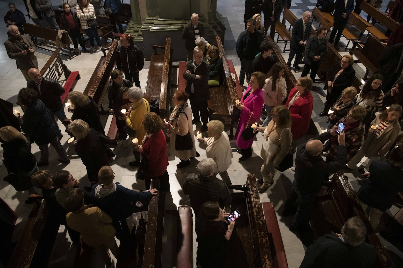 Traslado de la Virgen del Primer Dolor a Santa María