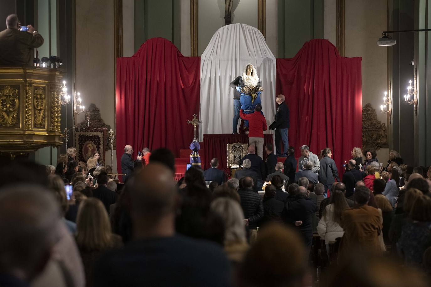 Traslado de la Virgen del Primer Dolor a Santa María