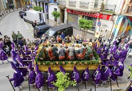 Procesión de la Cofradía de Nuestro Padre Jesús Nazareno de Viernes Santo de Murcia, en 2022.