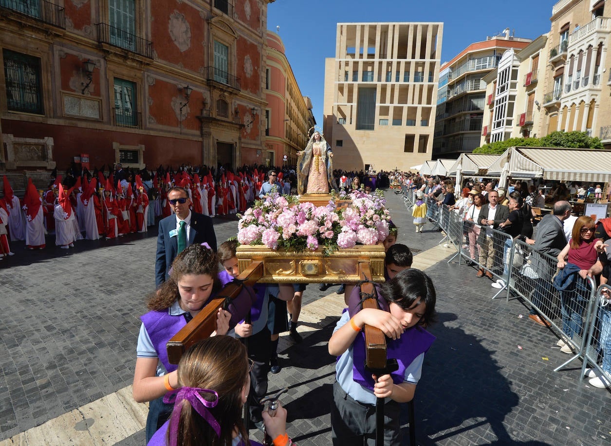 La Procesión del Ángel recorre el centro de Murcia