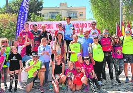 Foto de grupo de los mejores en el cross-trail de Santa Lucía.