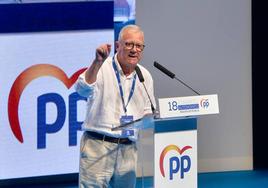 Valcárcel interviene en el congreso regional del PP, en julio pasado.