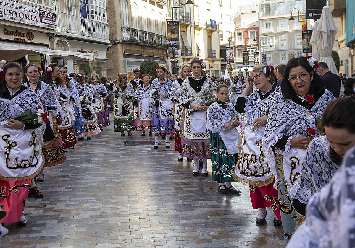 La ofrenda a la Virgen de la Caridad de Cartagena, en imágenes