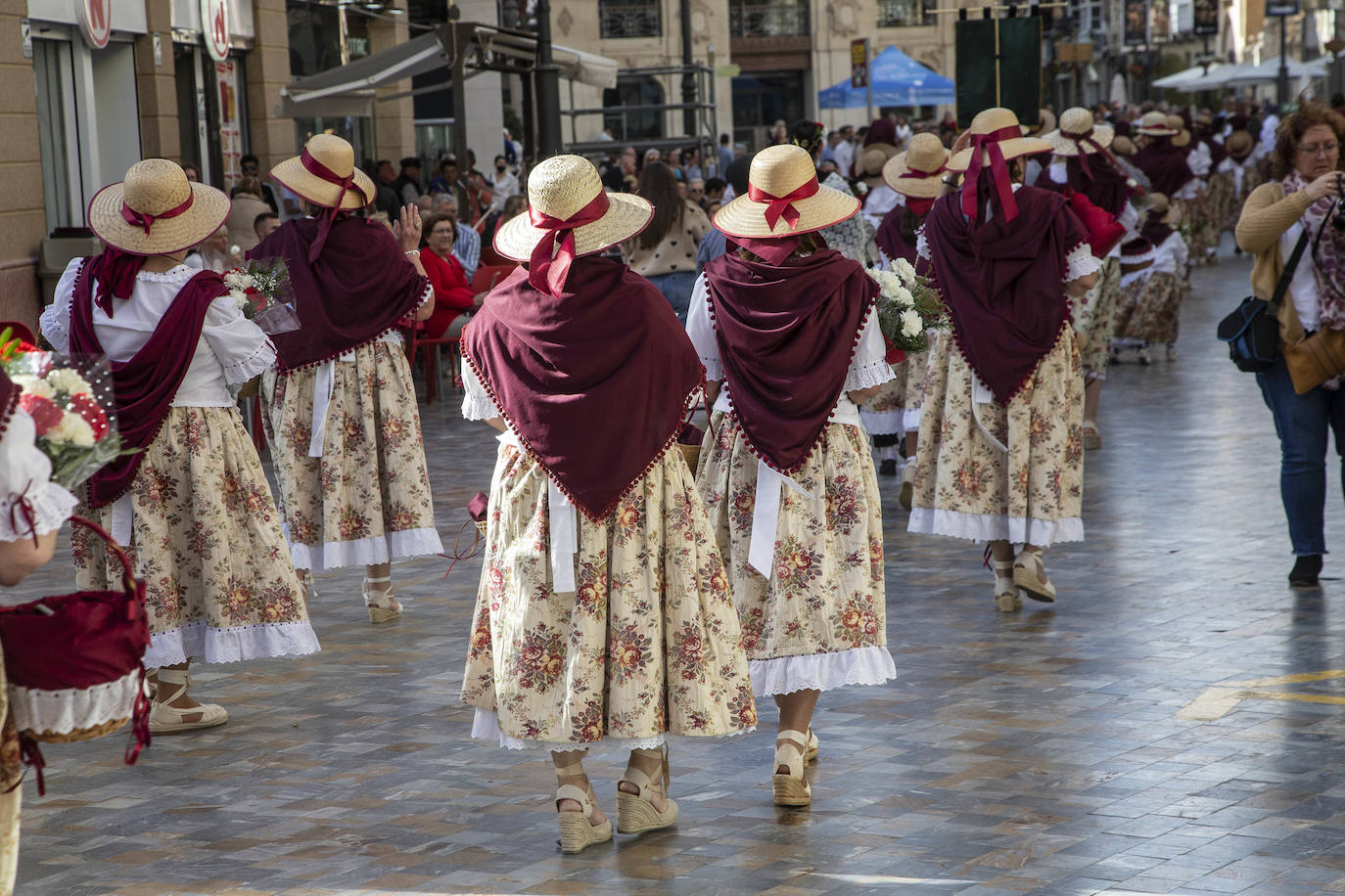 La ofrenda a la Virgen de la Caridad de Cartagena, en imágenes