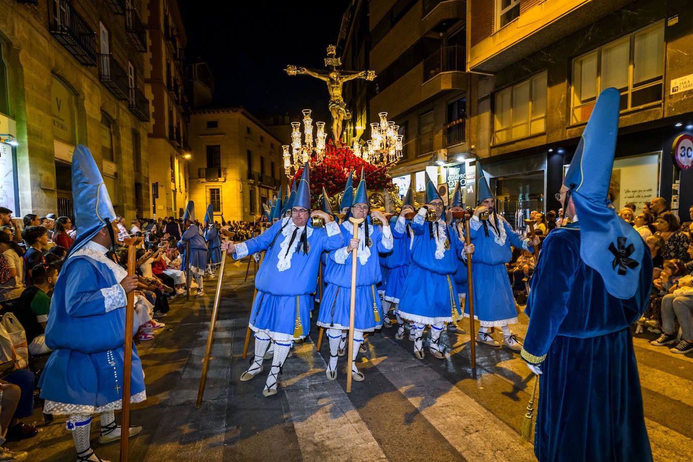 La procesión del Viernes de Dolores en Murcia, en imágenes