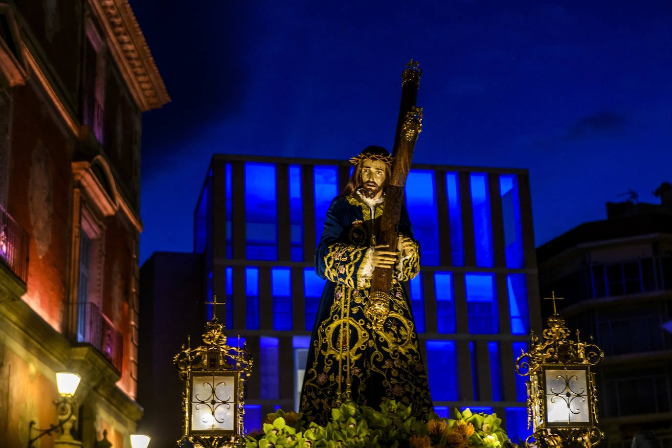 La procesión del Viernes de Dolores en Murcia, en imágenes