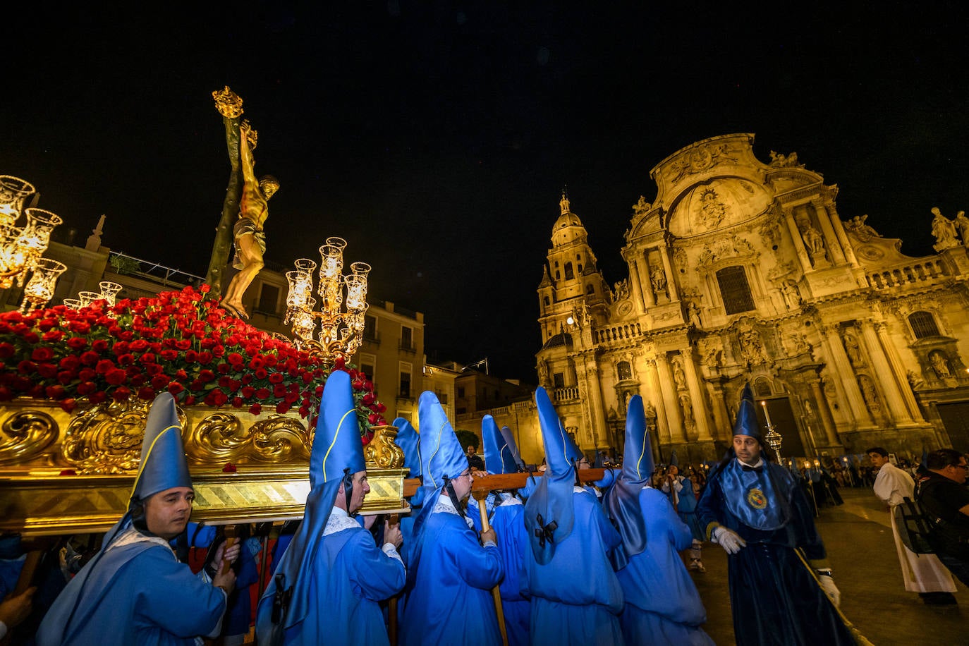 La procesión del Viernes de Dolores en Murcia, en imágenes