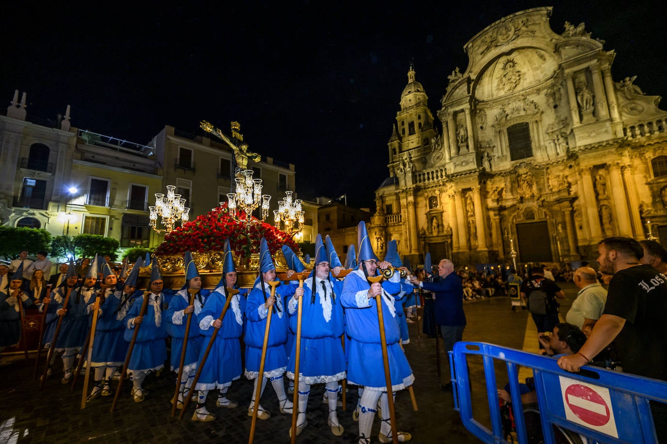 La procesión del Viernes de Dolores en Murcia, en imágenes