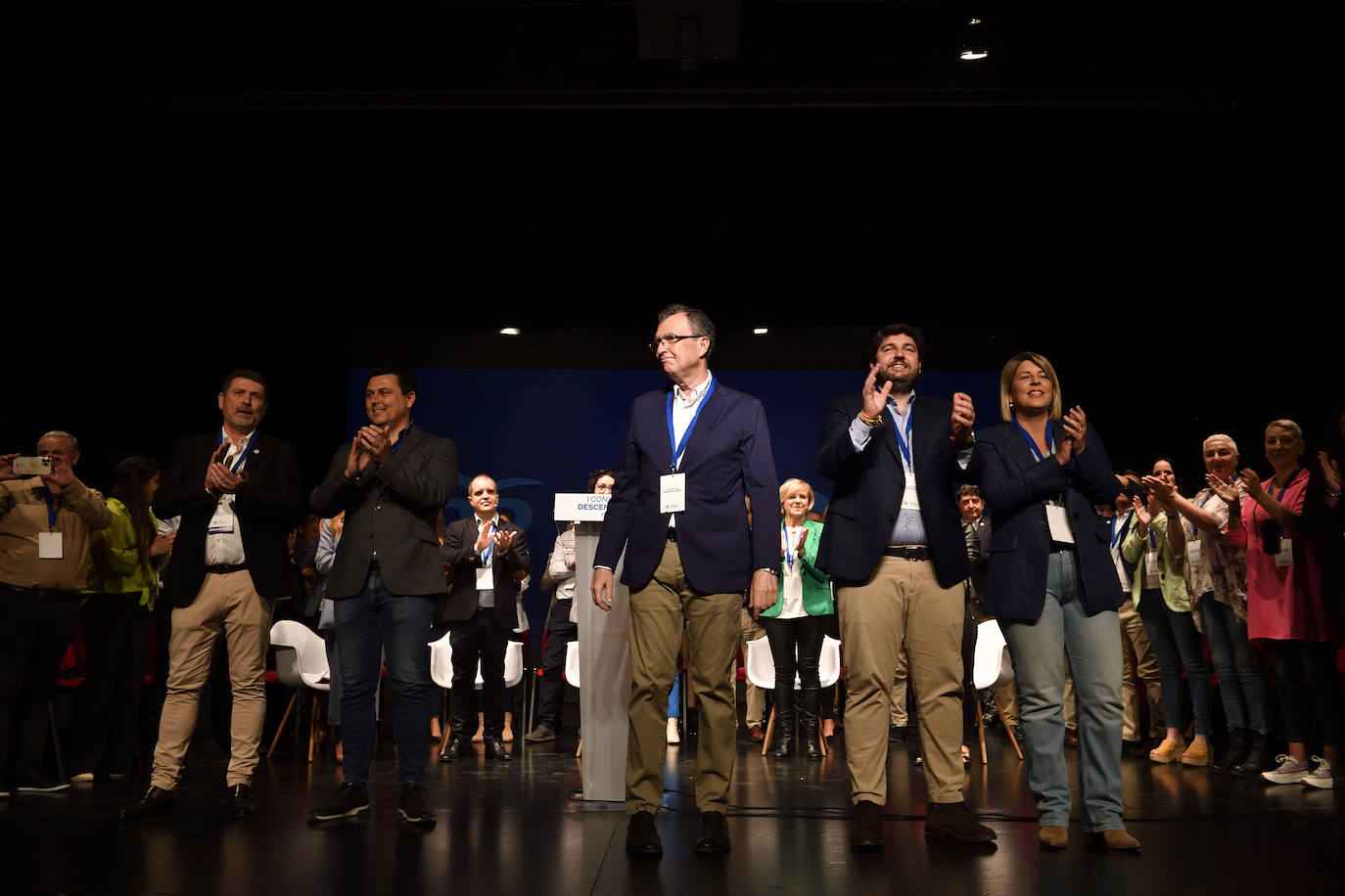 Primera convención regional de descentralización del PP en Murcia, en imágenes