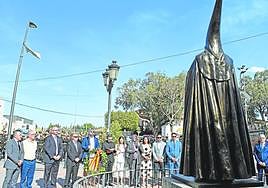 El Cabildo Superior de Cofradías organizó el tradicional homenaje al nazareno.