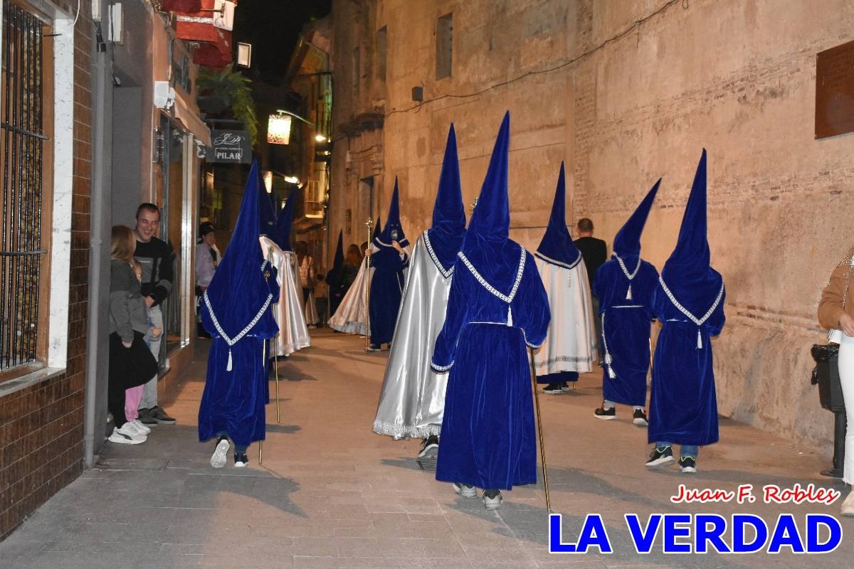 La procesión de la Virgen de los Dolores llena de recogimiento el casco antiguo de Caravaca