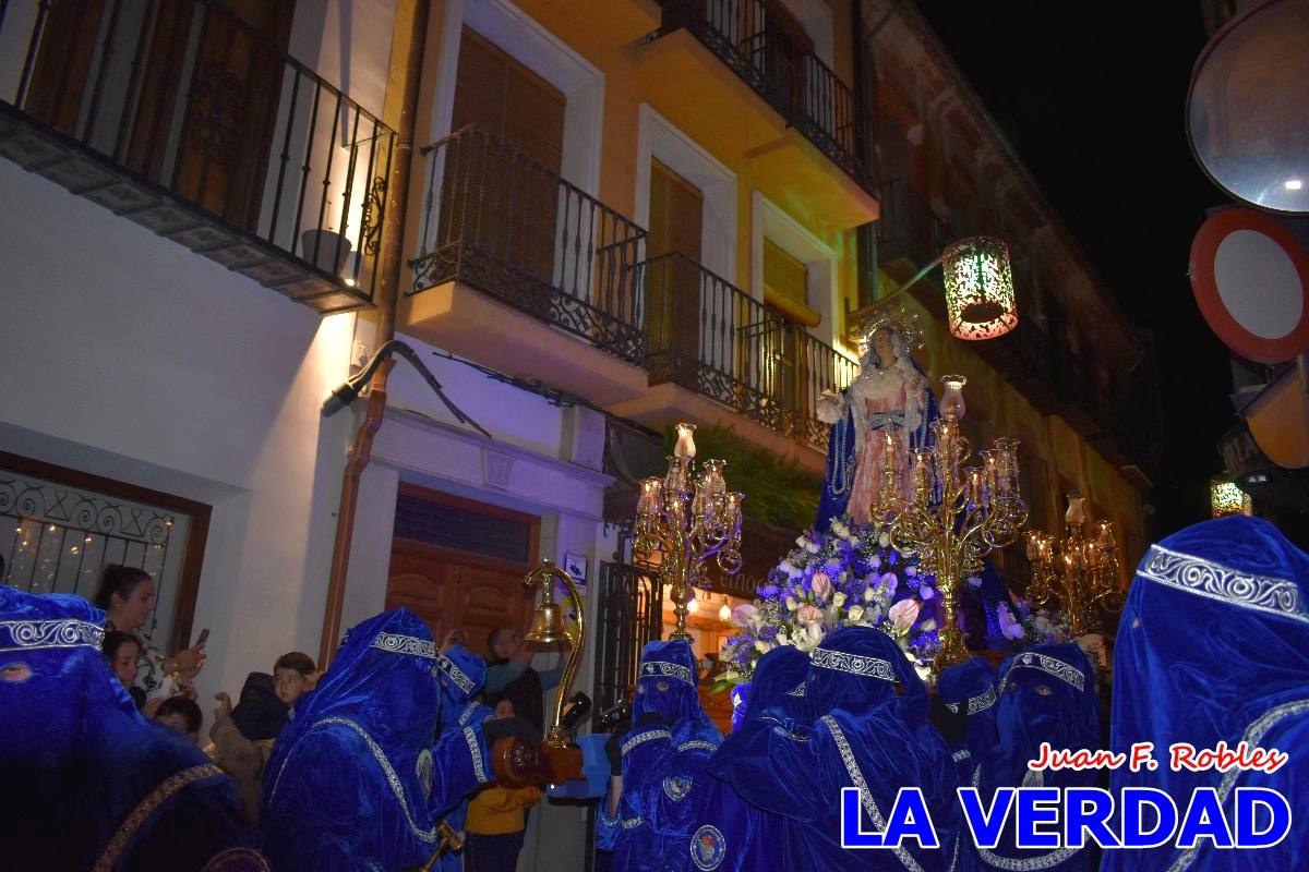 La procesión de la Virgen de los Dolores llena de recogimiento el casco antiguo de Caravaca