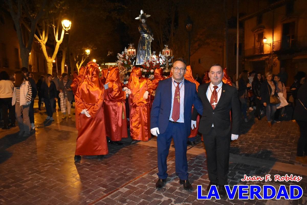La procesión de la Virgen de los Dolores llena de recogimiento el casco antiguo de Caravaca