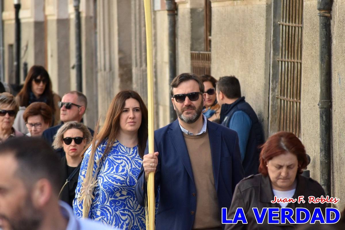 La procesión del Domingo de Ramos recorre la calle Mayor y La Corredera de Caravaca