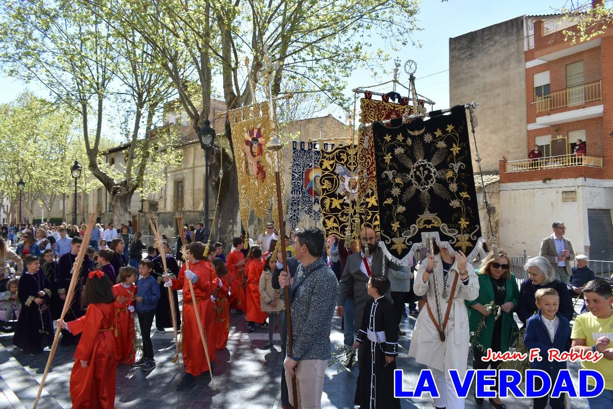 La procesión del Domingo de Ramos recorre la calle Mayor y La Corredera de Caravaca