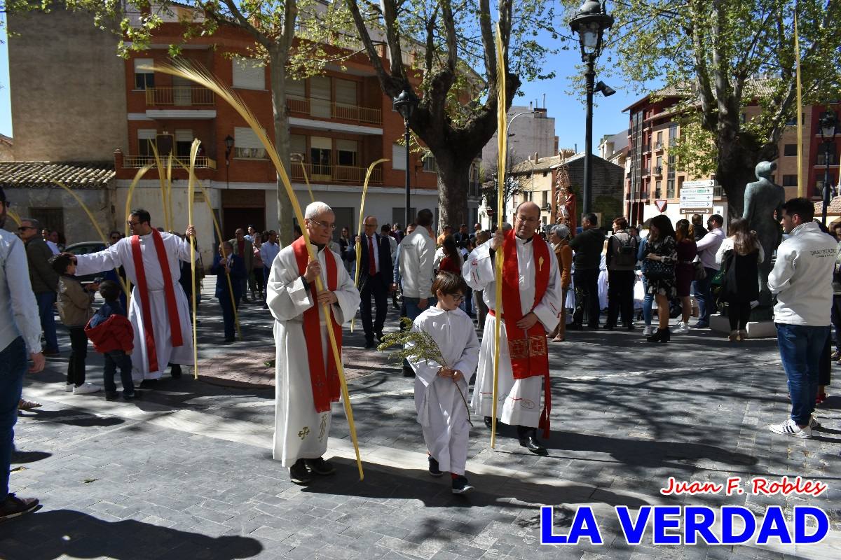 La procesión del Domingo de Ramos recorre la calle Mayor y La Corredera de Caravaca