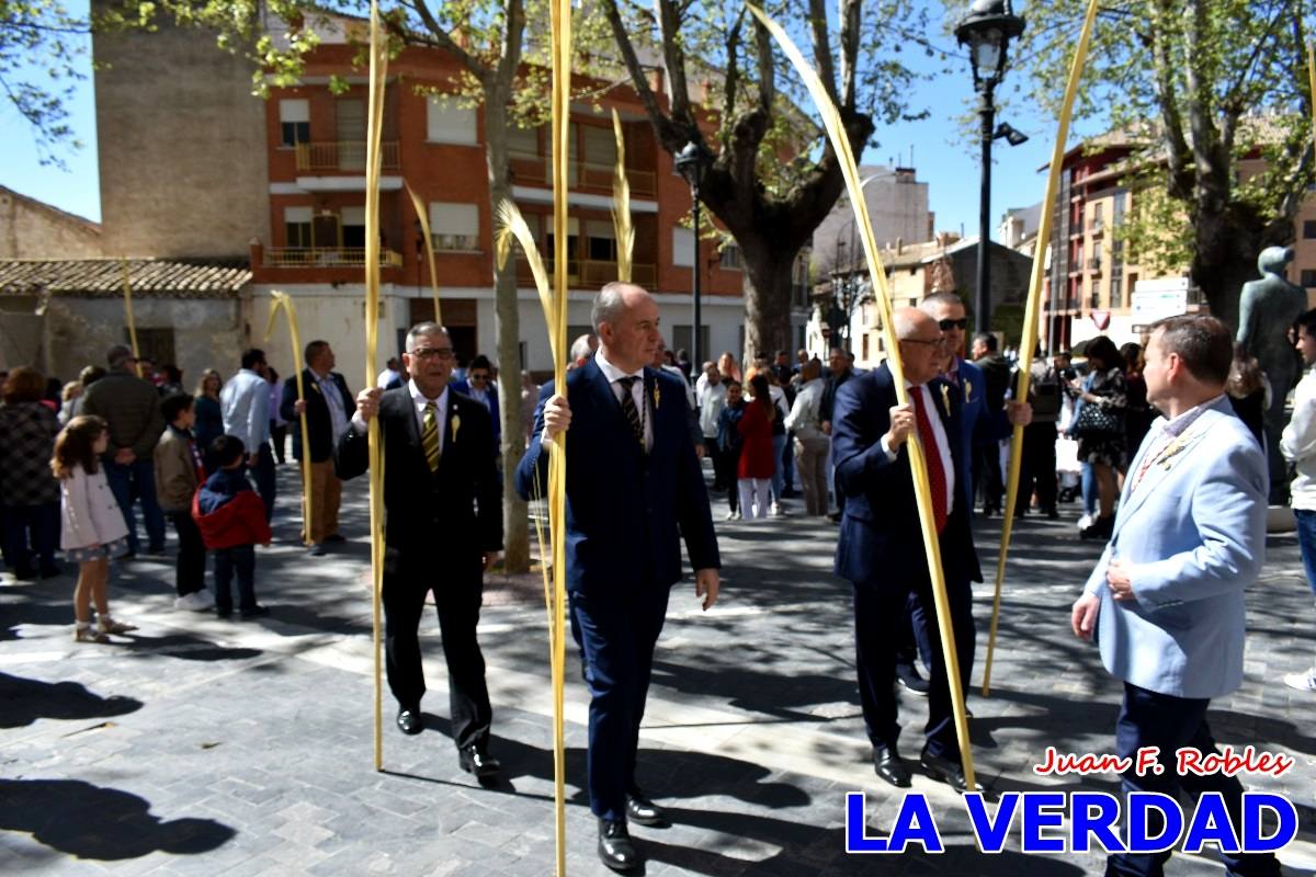 La procesión del Domingo de Ramos recorre la calle Mayor y La Corredera de Caravaca