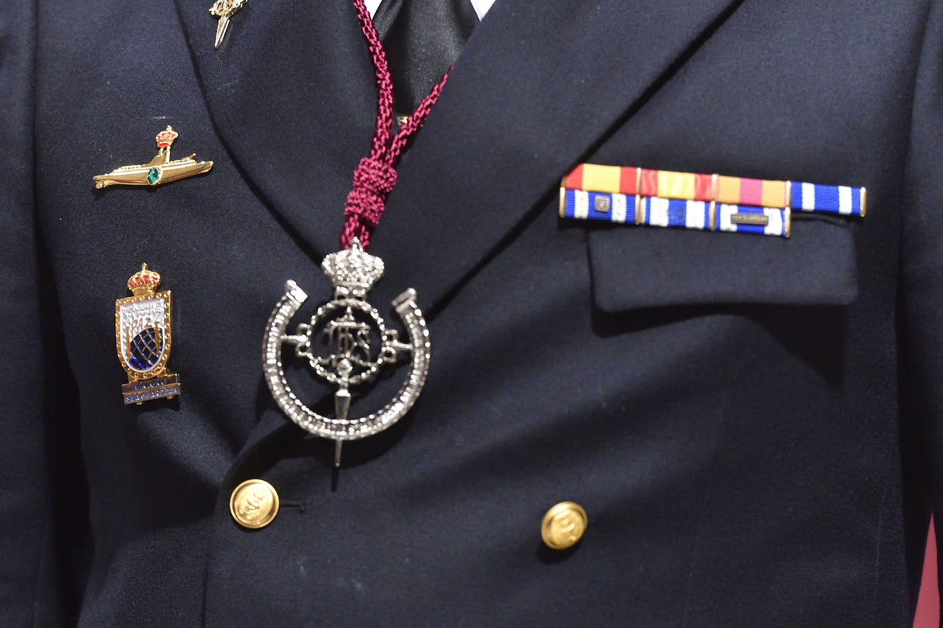 El besapié del Cristo del Perdón en Murcia, en imágenes