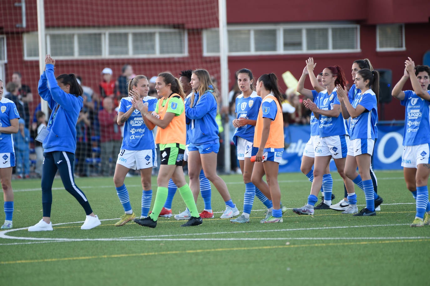 Digna derrota del Alhama ante el Barça (0-2)
