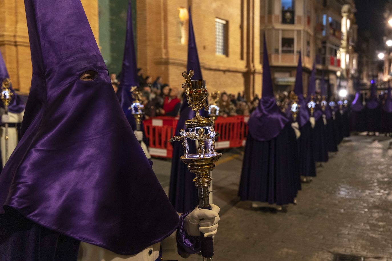 La procesión de Lunes Santo en Cartagena, en imágenes