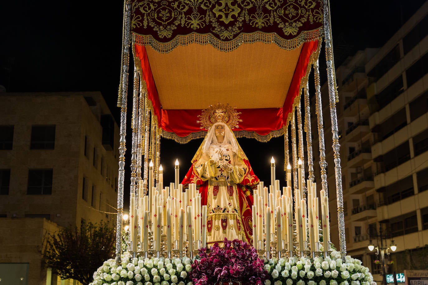 Alarde de solemnidad y devoción en el Martes Santo