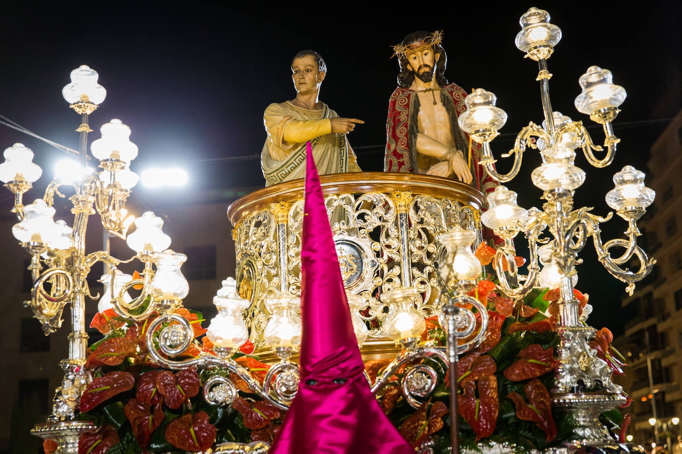 Alarde de solemnidad y devoción en el Martes Santo