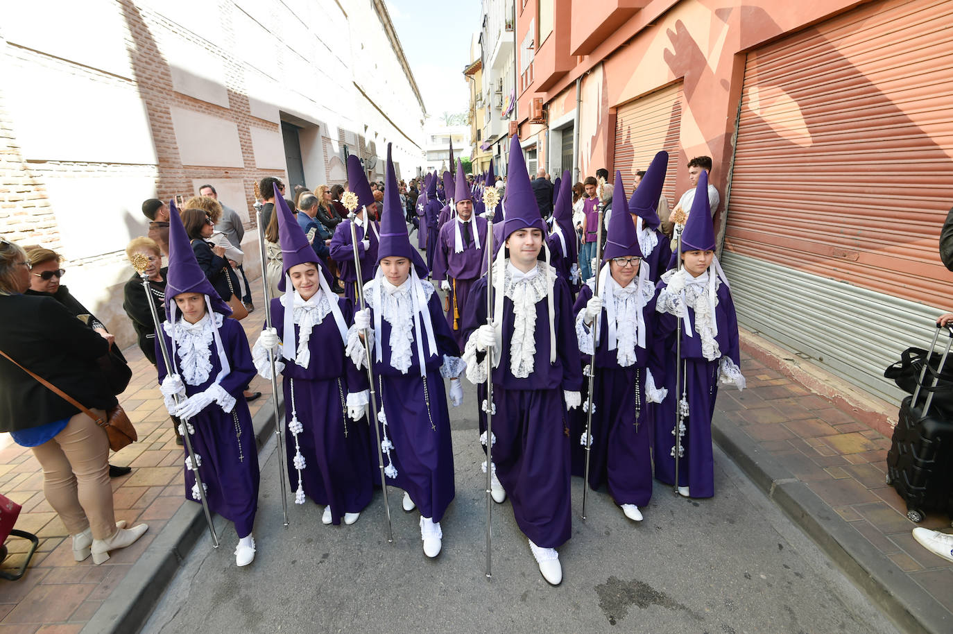 Multitudinario traslado de Nuestro Padre Jesús Nazareno