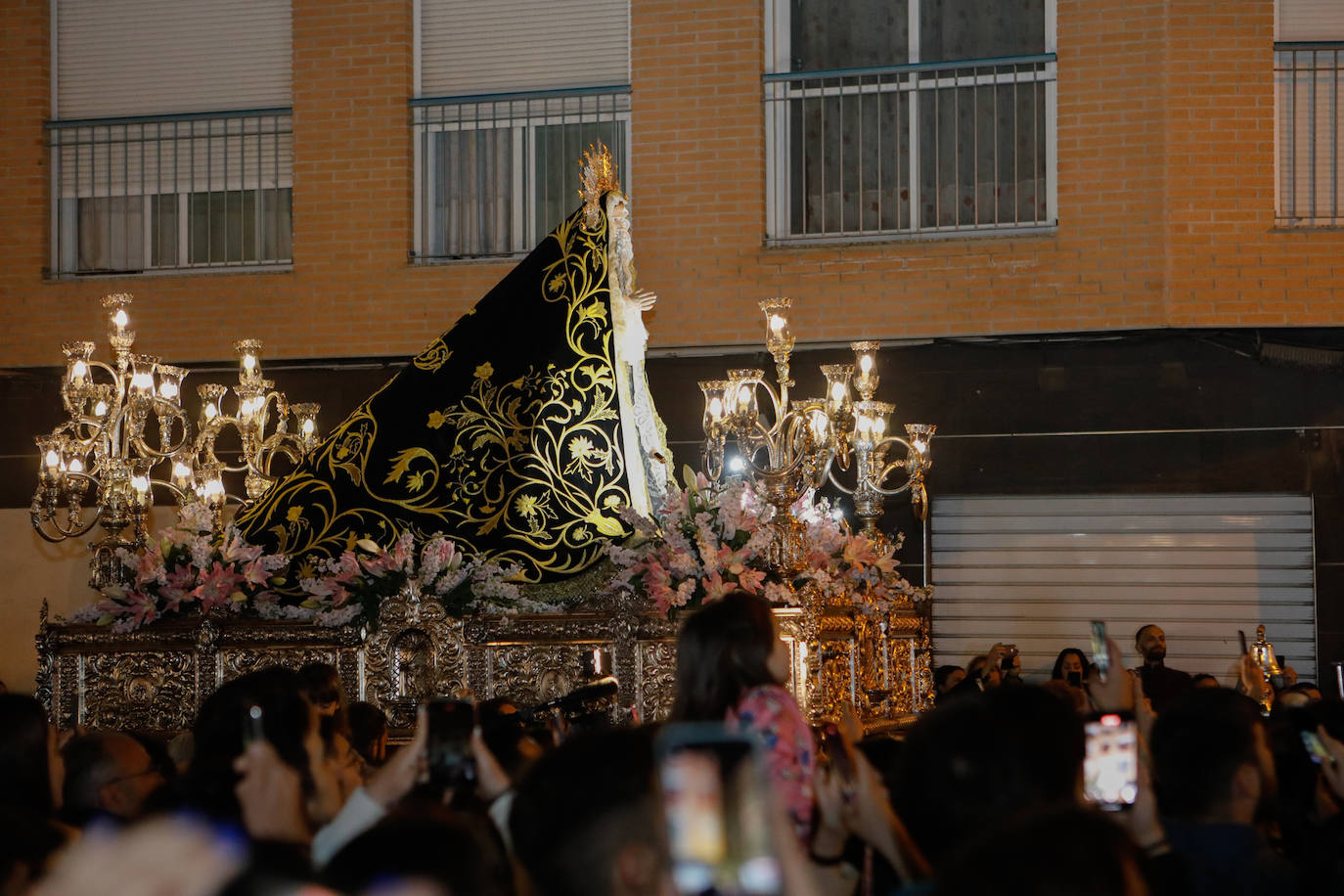 Encuentro de las imágenes del Paso Encarnado en Lorca