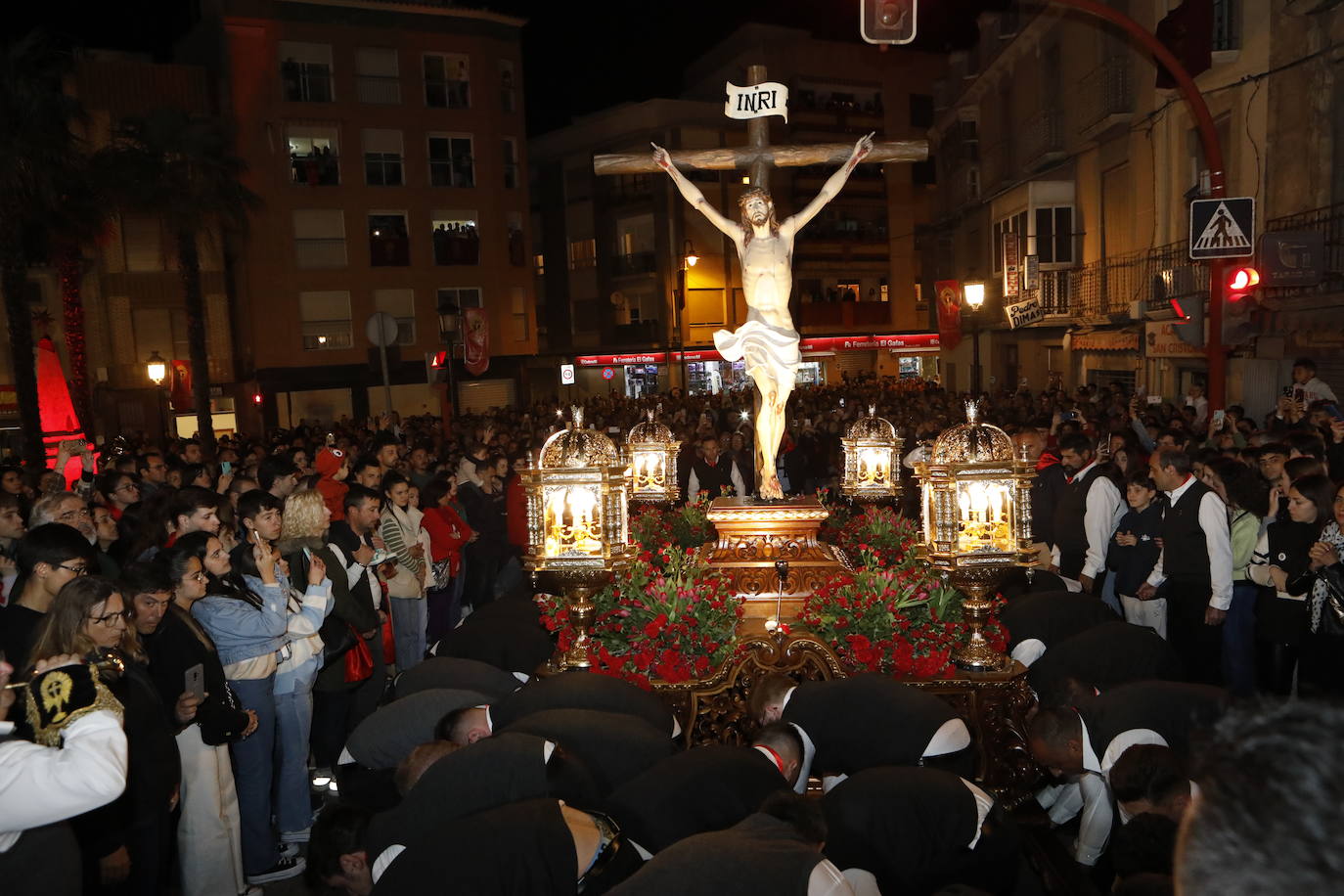 Encuentro de las imágenes del Paso Encarnado en Lorca