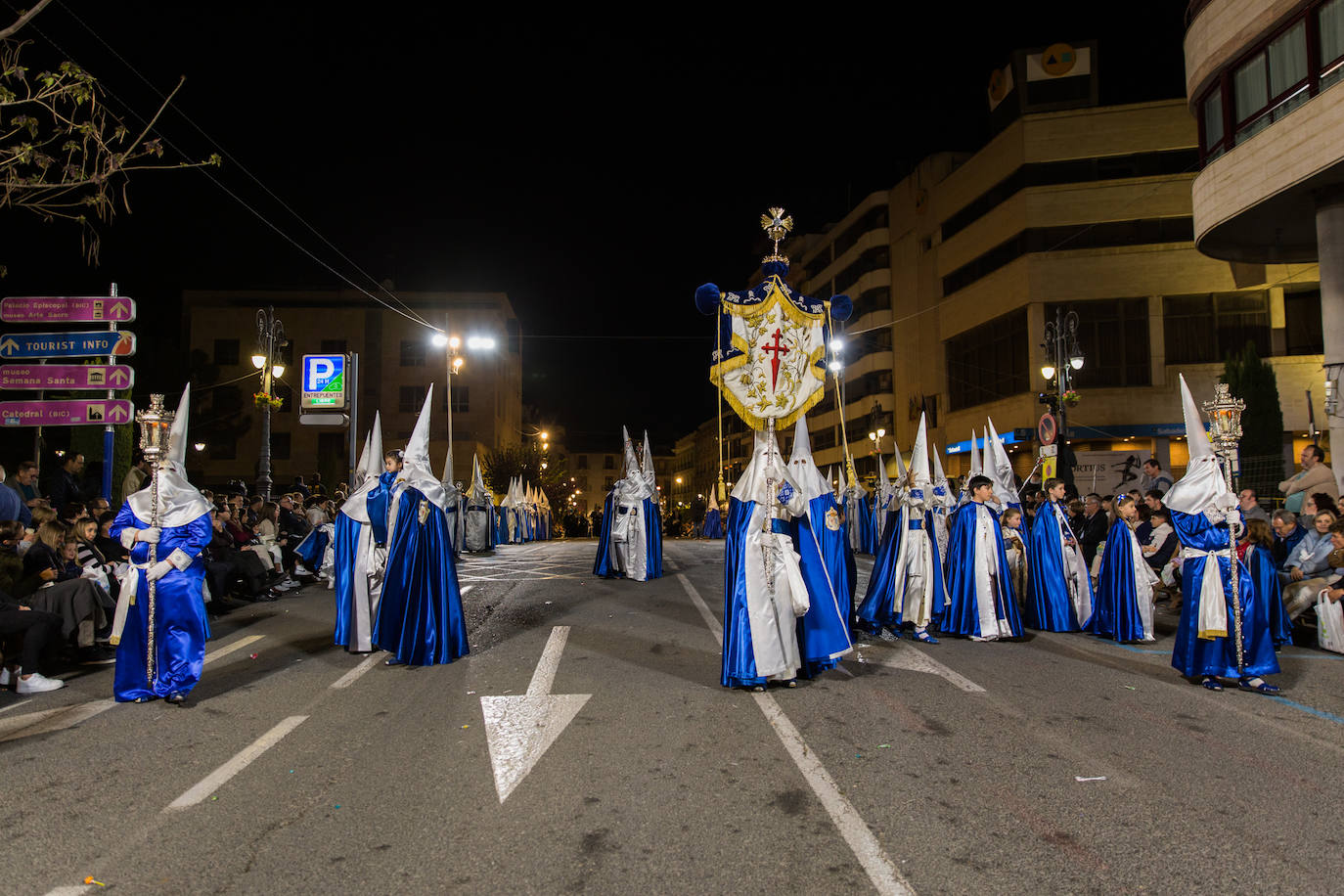 La Cena y el Lavatorio hacen alarde de devoción mariana
