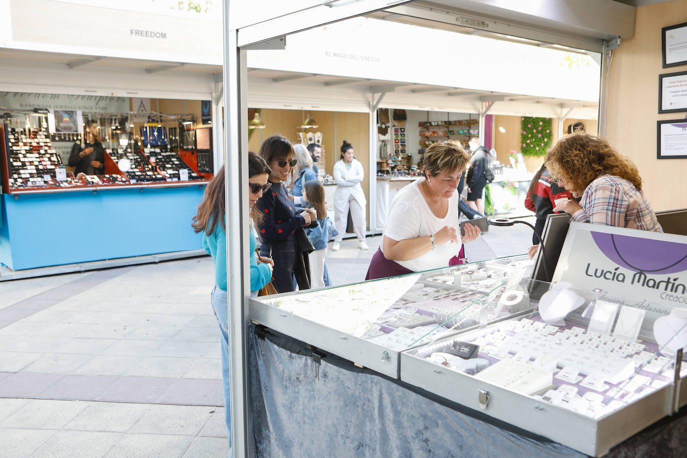 El mercado de artesanía de Lorca cumple su 30 aniversario
