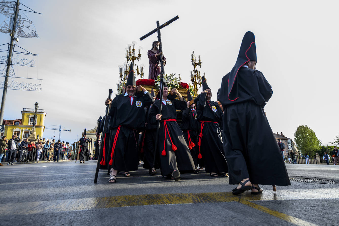 Las imágenes de la procesión de la Sangre del Jueves Santo en Murcia