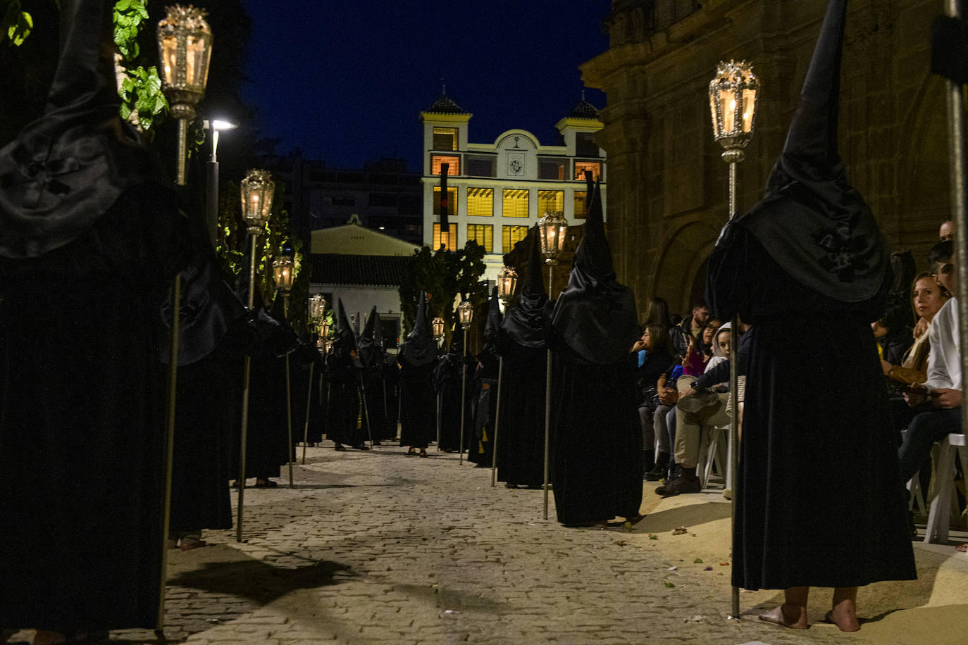 La procesión del Santo Sepulcro del Viernes Santo en Murcia, en imágenes