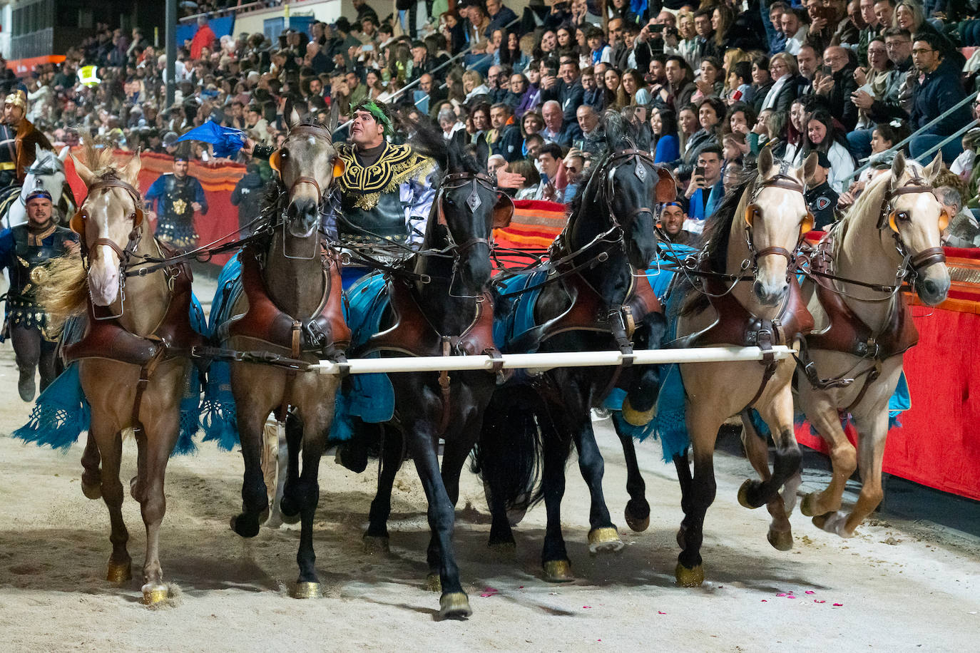 Las imágenes de la procesión del Jueves Santo en Lorca
