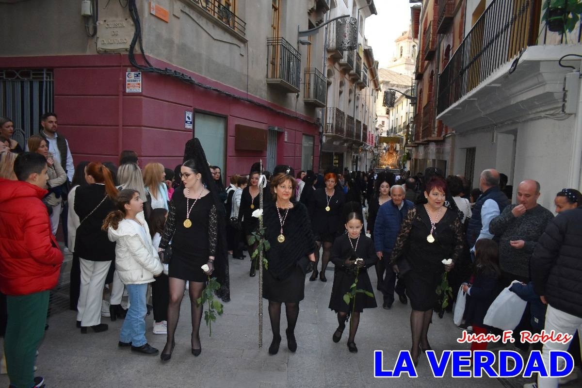 La Virgen Blanca reinó en la tarde del Jueves Santo