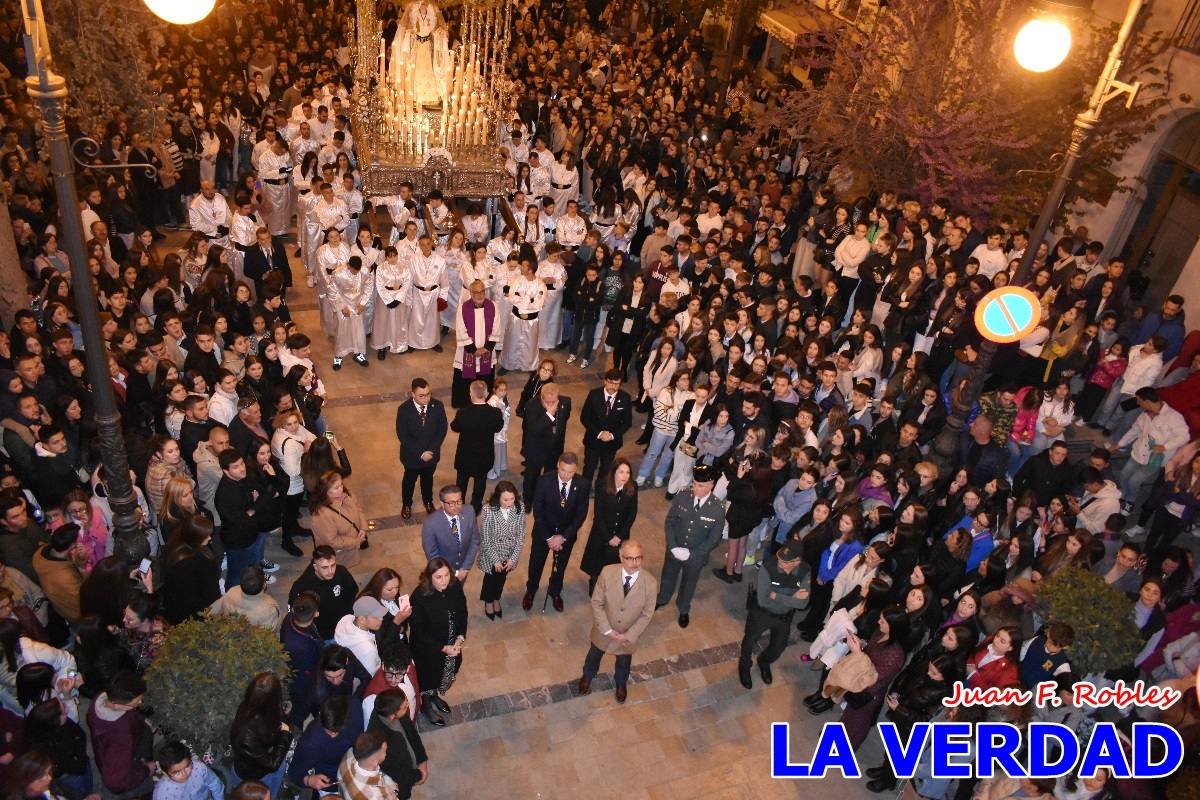 La Virgen Blanca reinó en la tarde del Jueves Santo