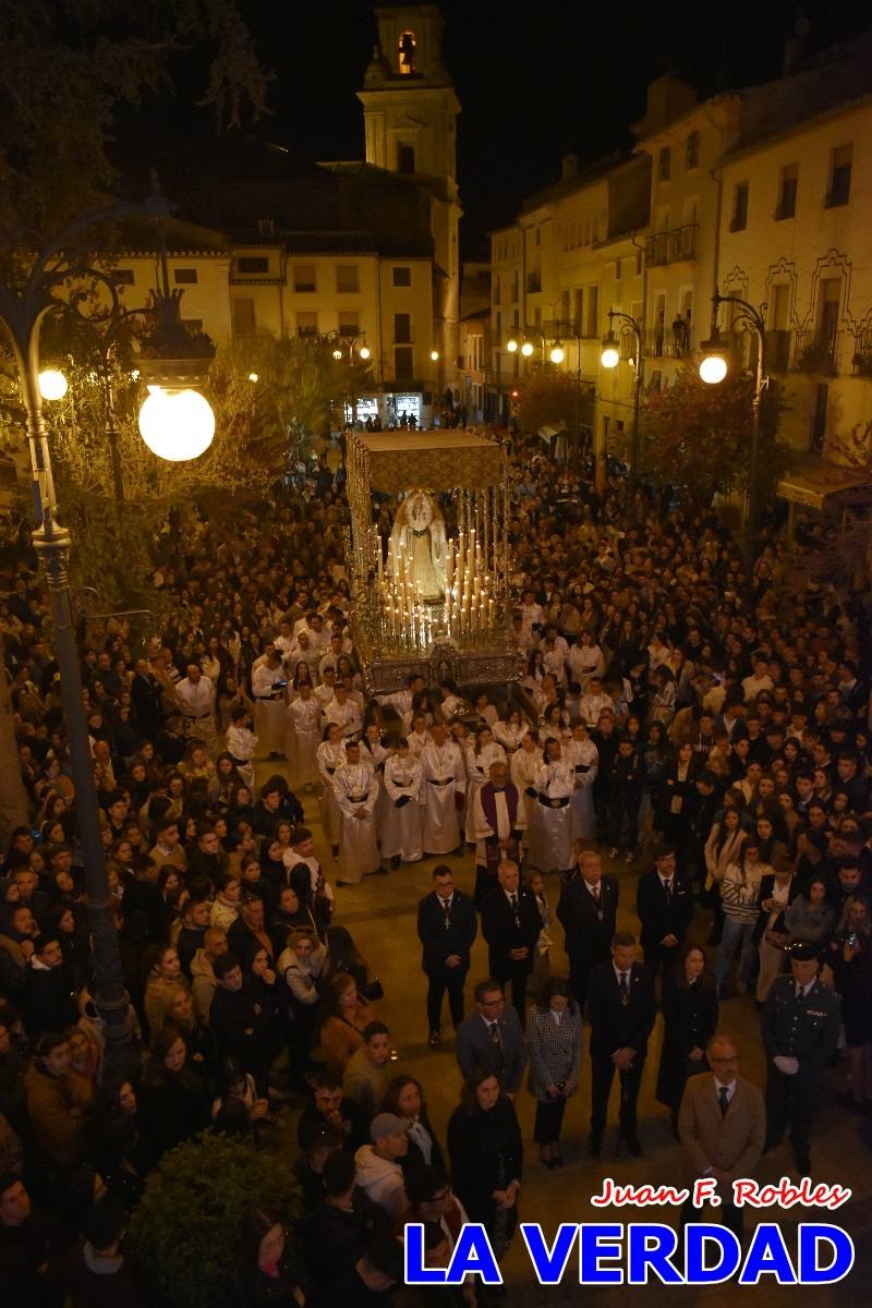 La Virgen Blanca reinó en la tarde del Jueves Santo