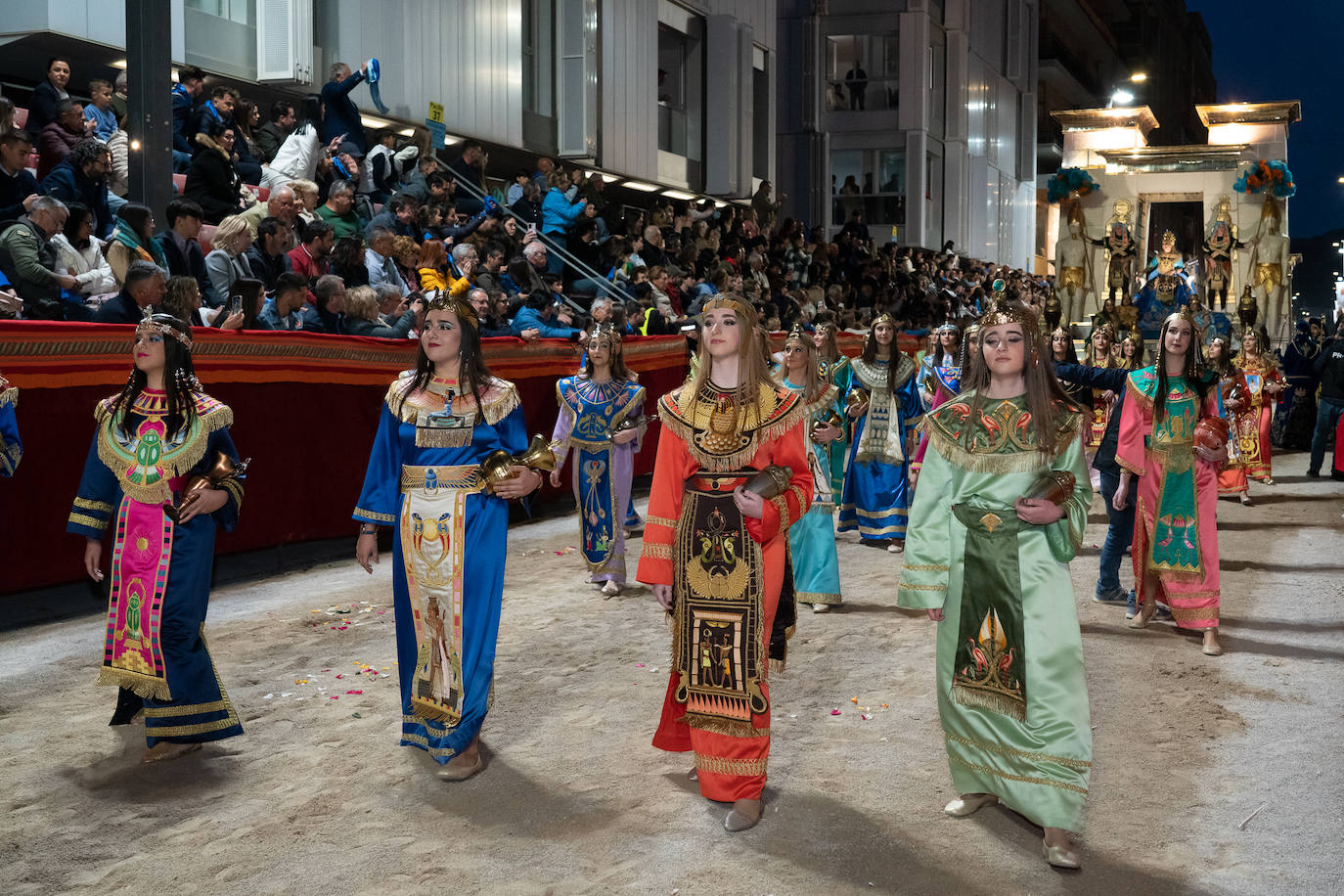Las imágenes de la procesión del Jueves Santo en Lorca