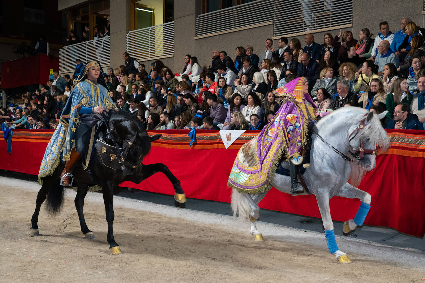 Imágenes del Paso Azul de Lorca en el Viernes Santo