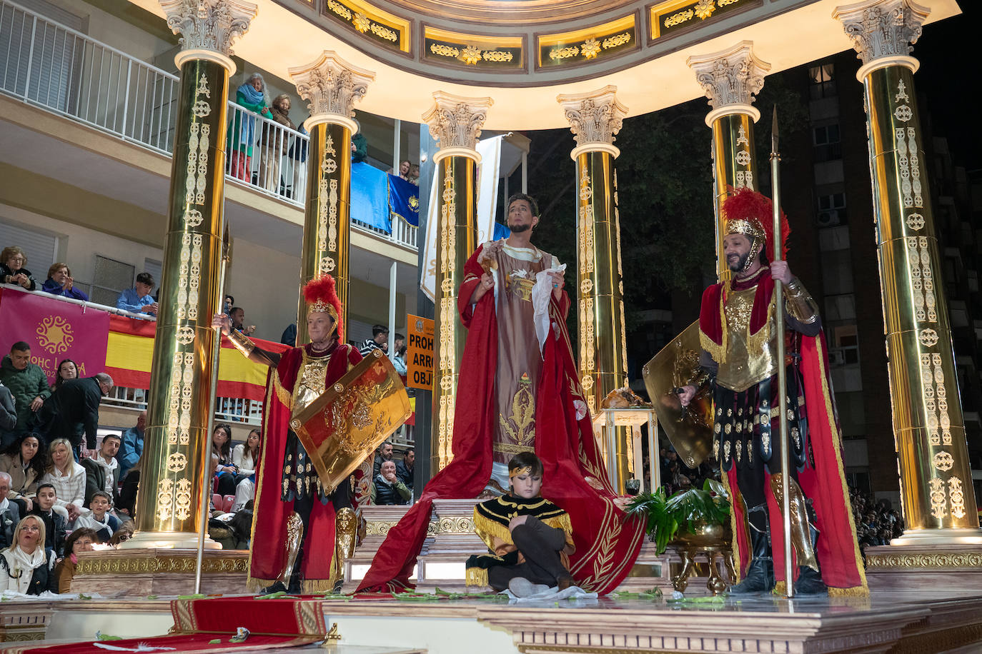 Imágenes del Paso Azul de Lorca en el Viernes Santo