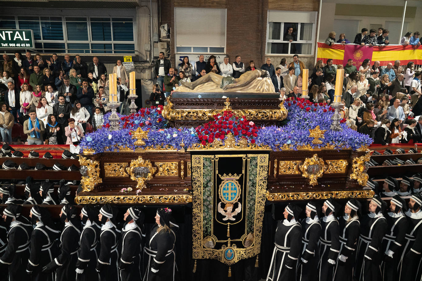 Imágenes del Paso Azul de Lorca en el Viernes Santo