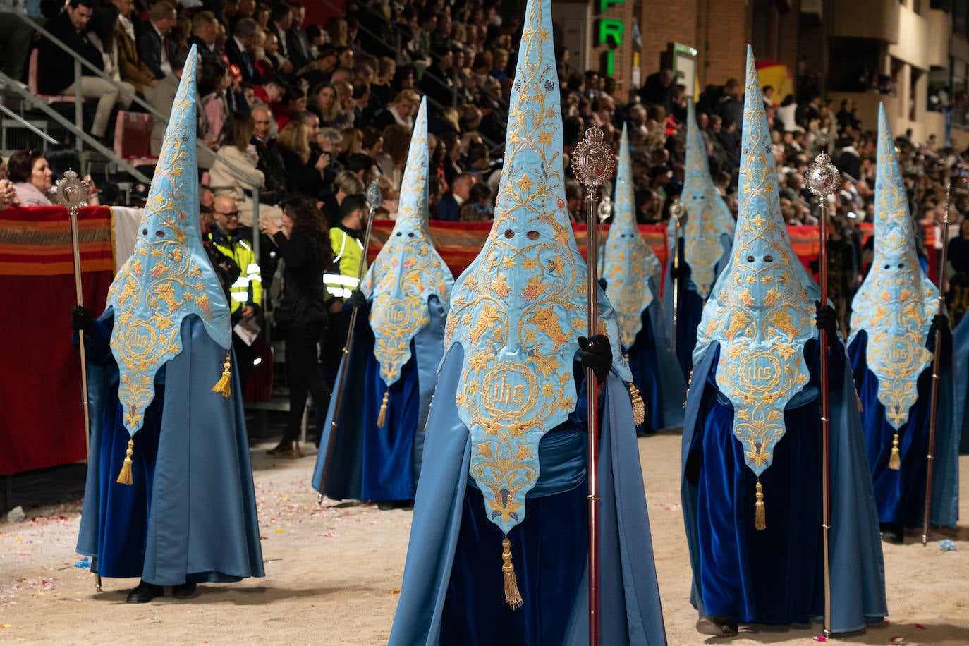 Imágenes del Paso Azul de Lorca en el Viernes Santo