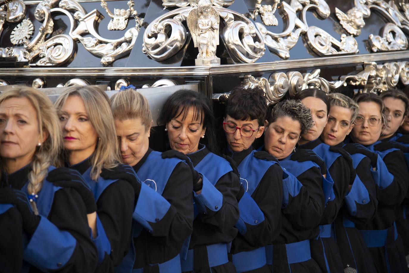 La procesión de la Vera Cruz de Cartagena, en imágenes