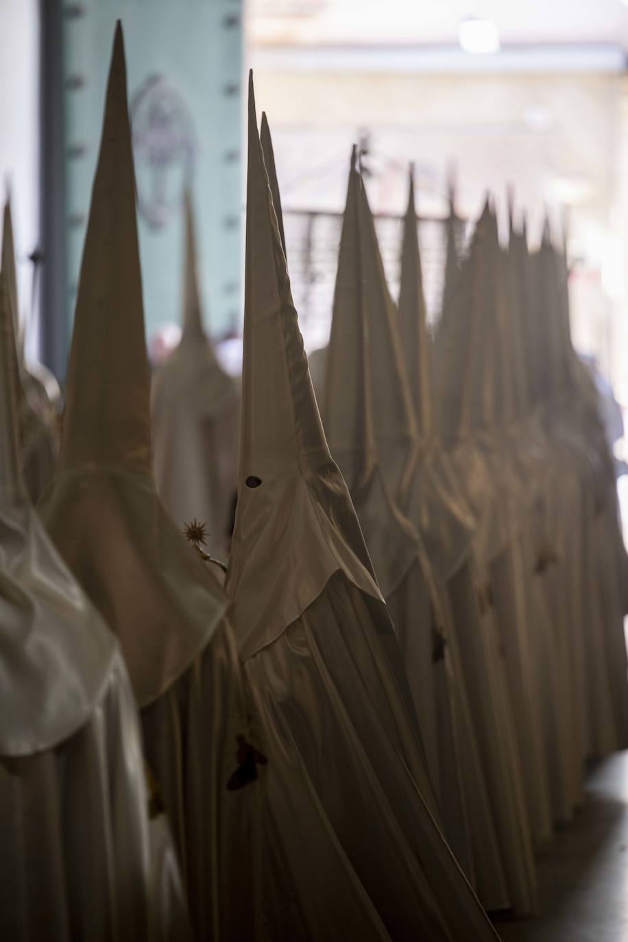 La procesión del Resucitado de Cartagena, en imágenes