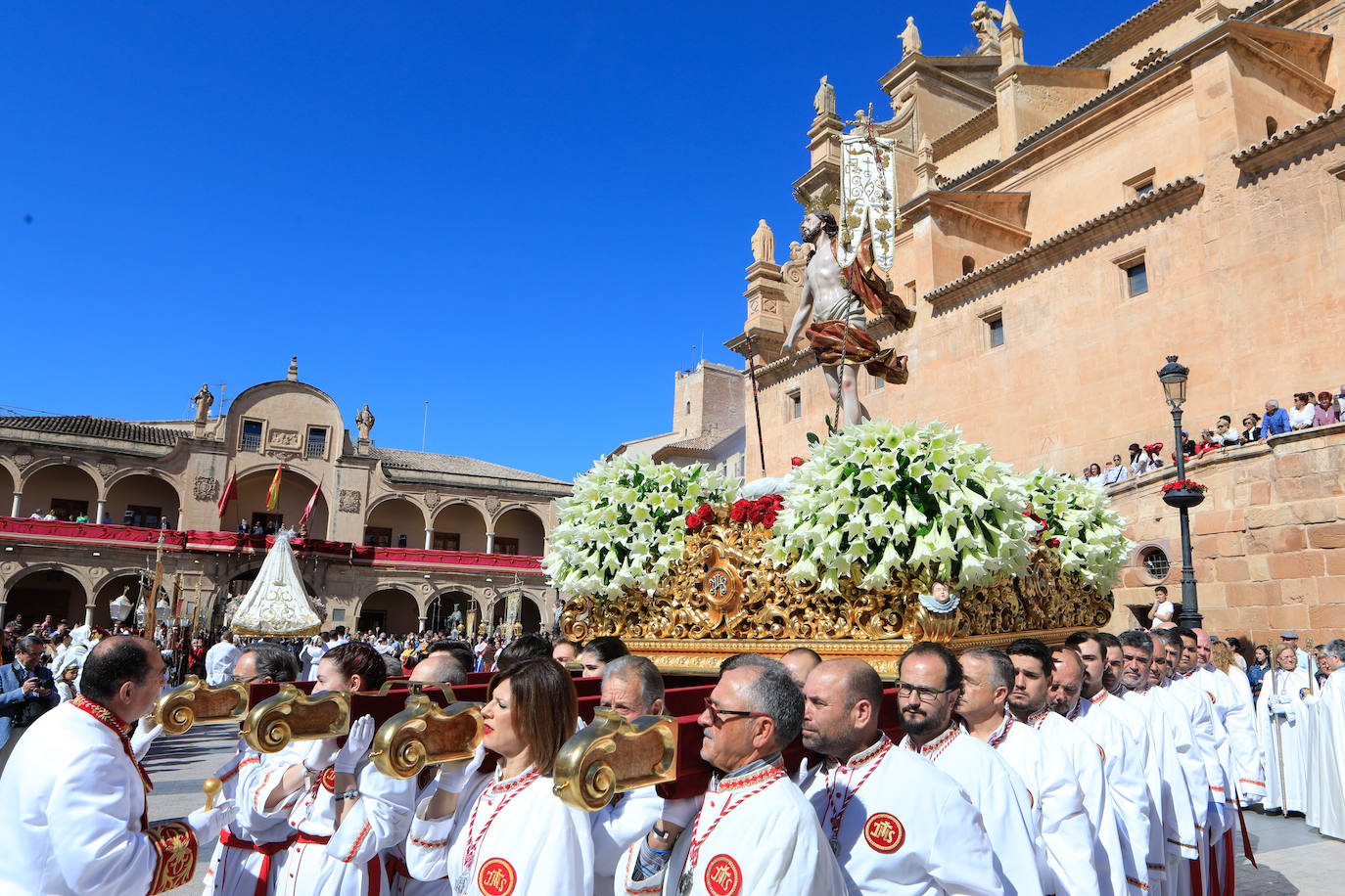 Procesión del Resucitdo en Lorca, en imágenes